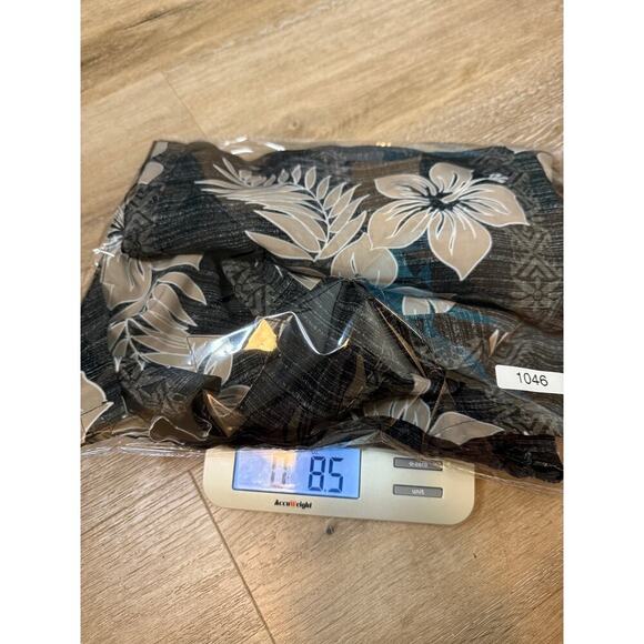 Extreme Gear Mens L Hawaiian Shirt Gray Tan Floral 100% Poly Made in Korea - Picture 13 of 14